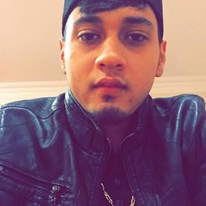 Meet your Posher, Romario